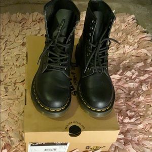 dr martens 11821002